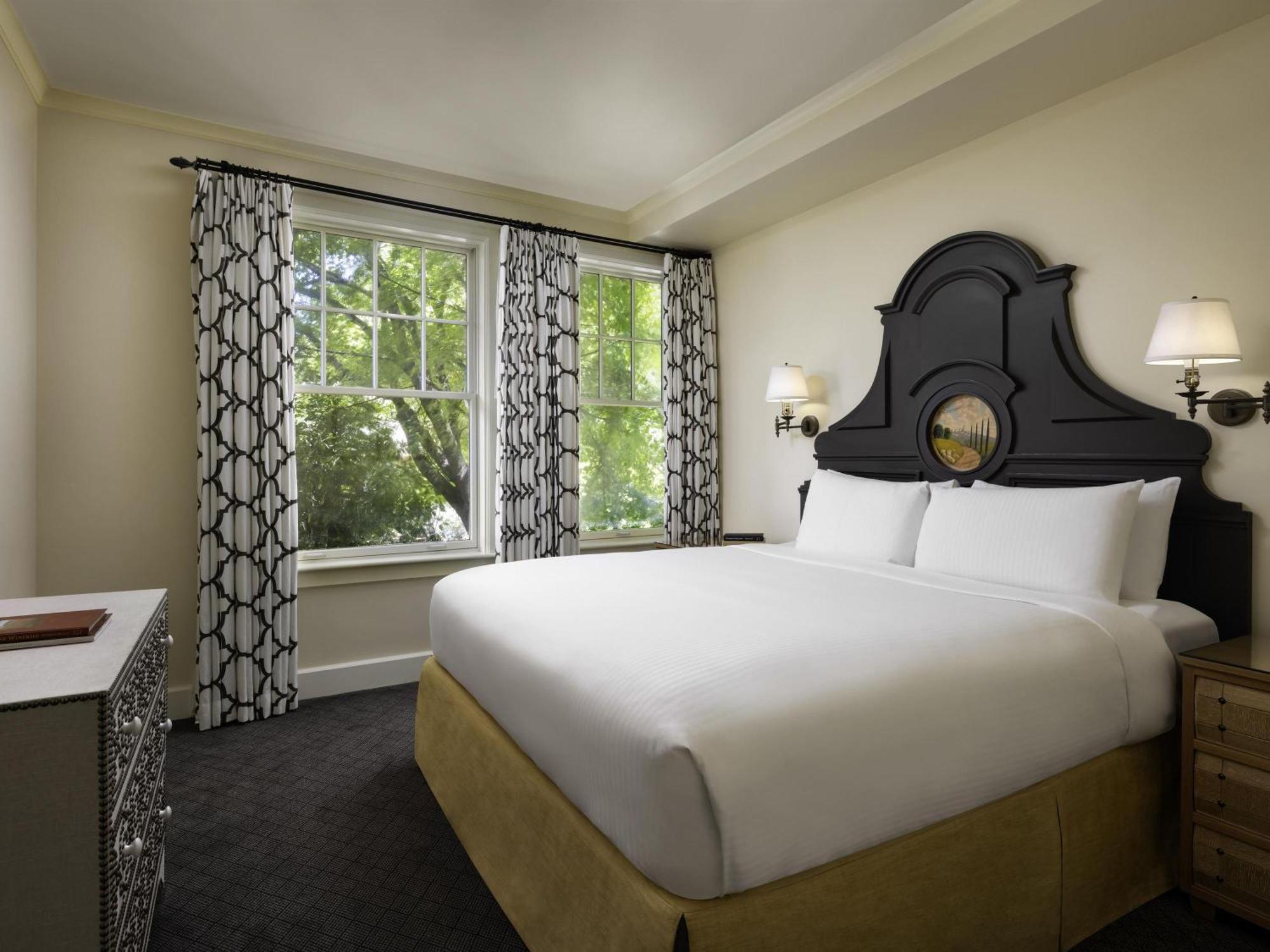 One-Bedroom Fairmont King Suite,1770892218:JPEG